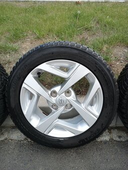 Originální ALU kola Hyundai i10 R15 + zimní pneu - 4