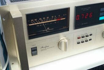 Monoblok Accuphase M-100 - 4