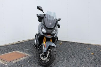 Peugeot XP 400 GT - 4