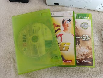 Herní konzole Xbox 360 + Hry - 4