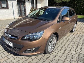 Opel Astra Sport kombi 1,6 cdti r. 12/2015, 137.tkm - 4