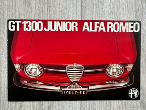 Alfa Romeo 1300 Junior, 1750 Saloon - 4