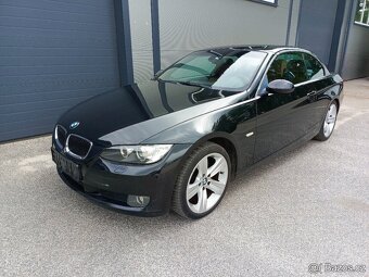 BMW 320i E93 - manual - cabrio - kůže - 4