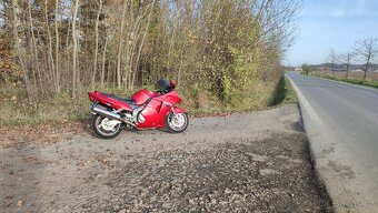 Honda CBR 1100 XX - 4