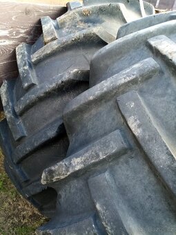 Traktorové pneu 16,9 x 30 - 4