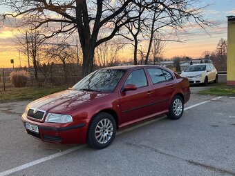 Škoda Octavia 1.8 Turbo 4x4 liftback - 4