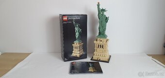 Použité LEGO Architecture 21042 Socha Svobody - 4