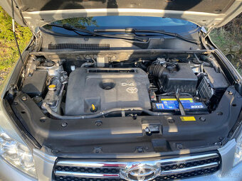 Toyota RAV 4, 2008, hezký stav - 4