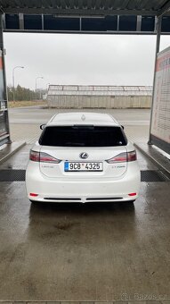 Lexus CT 200h - 4