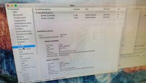 Apple iMac 20" (early 2008) - 4