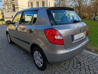 benzínová Škoda Fabia 2 .... velice pěkný stav 134000km - 4