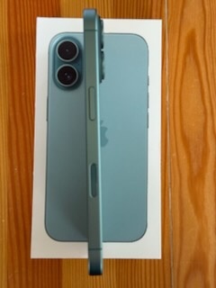 Apple iPhone 16 128 GB - 4