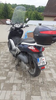 Skutr ymaha 250 - 4