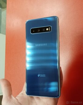 Samsung Galaxy S10 - 4
