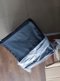 2 kusy židlí z umělé černé kůže - 4