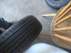 Pneu 185/60 R 14 - 4