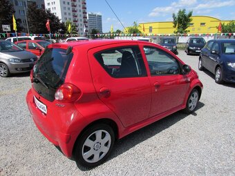 Toyota Aygo 1.0i 50kW, Servisní kniha, nová STK, Klima - 4