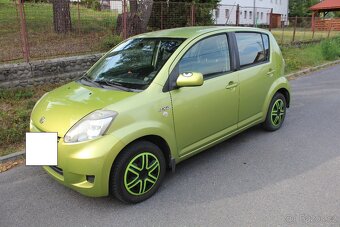 Daihatsu Sirion 4 x 4 - 4