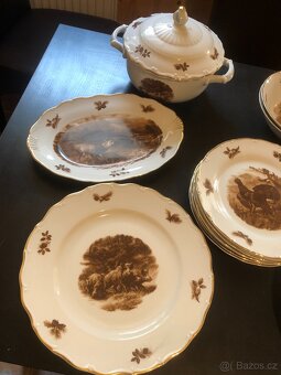 Porcelánový servis s mysliveckým motivem 46 dílů - 4