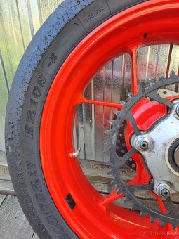 Zadni kolo Aprilia Tuono V4R 2011-2020 - 4
