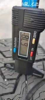 Prodám 4x zimní 195/65R15 - 4
