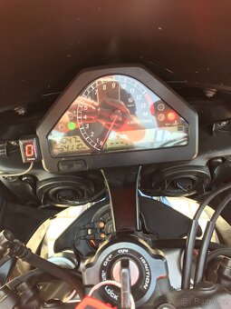 Prodám Honda CBR 1000RR SC57. - 4