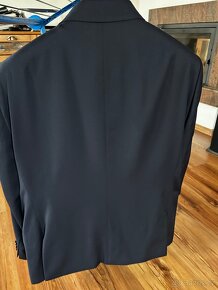 Prodám nový oblek na střední postavu, velmi pěkný - 4