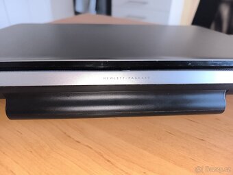 HP Pavilion dv7 Notebook PC - 4