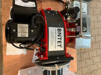 Prodám -použitý  Hořák na olej - 4