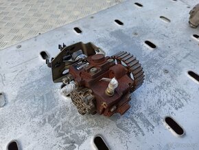 PŘÍSLUŠENSTVÍ MOTORU - CITROEN / PEUGEOT 1.6 HDi - 9HZ - 4