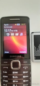 Samsung GT-S5610 - 4