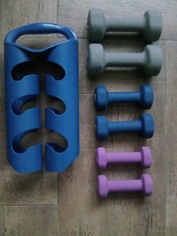 Sada vinylových činek včetně stojan/nosič - nová - 4