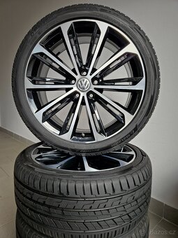 Orig. VW Verona 5x112 Letní 235/40/19 - Zánovní - 4