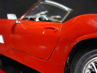 Ferrari 250 GT California Polistil 1/16 - 1/18 - 4