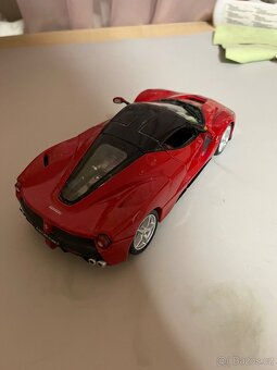 Model auta Ferrari LaFerrari F70 - 4