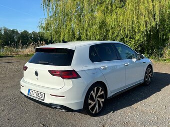 Volkswagen Golf 2.0 TDI R-Line DSG,střešní okno,full výbava - 4