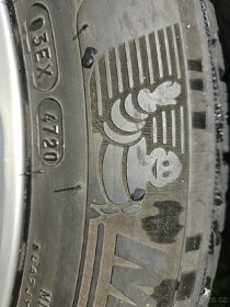 AUDI Q5 zimní alu kola 235/55/19 105V - 4
