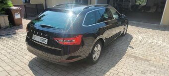 Škoda Superb 3 REZERVACE - 4
