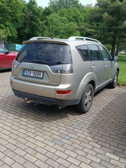 Mitsubishi Outlander 2.0 diesel - 4
