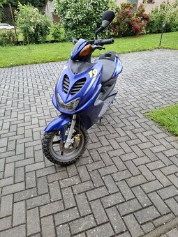Yamaha aerox - 4