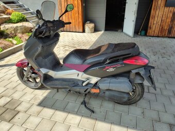 Yamaha X max 125 - 4