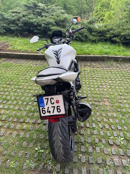 Kawasaki Z750R - 4