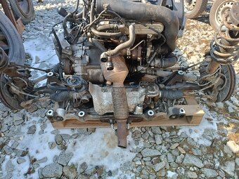 VW Passat 3C B6 r. 2008 - motor, turbo ... - 4