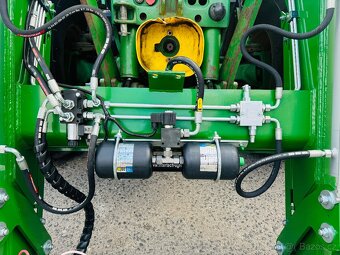 MONTUJEME ČELNÍ NAKLADAČE INTER TECH NA TRAKTORY JOHN DEERE - 4