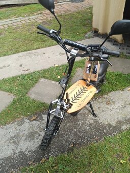 Elektrická koloběžka Ultimate CSB 2000 W - 4