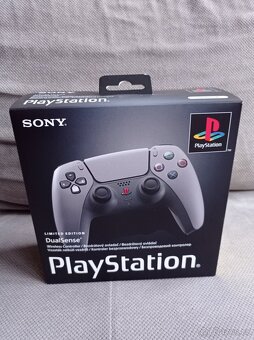PS5 DualSense 30th Anniversary Editon - 4