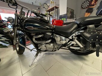 Suzuki Marauder 800 - 4