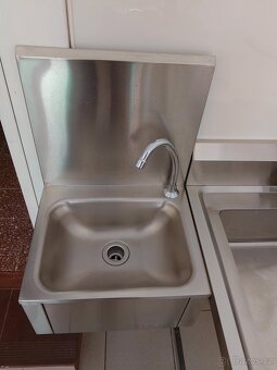 Nerezové dřezy - 4