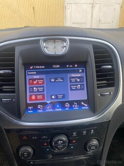 Chrysler 300C 3,0 V6 CRD 24V Automatic Platinum, r.v. 2012 - 4