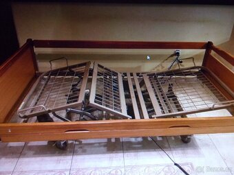 Elektrická polohovací zdravotní postel - 4